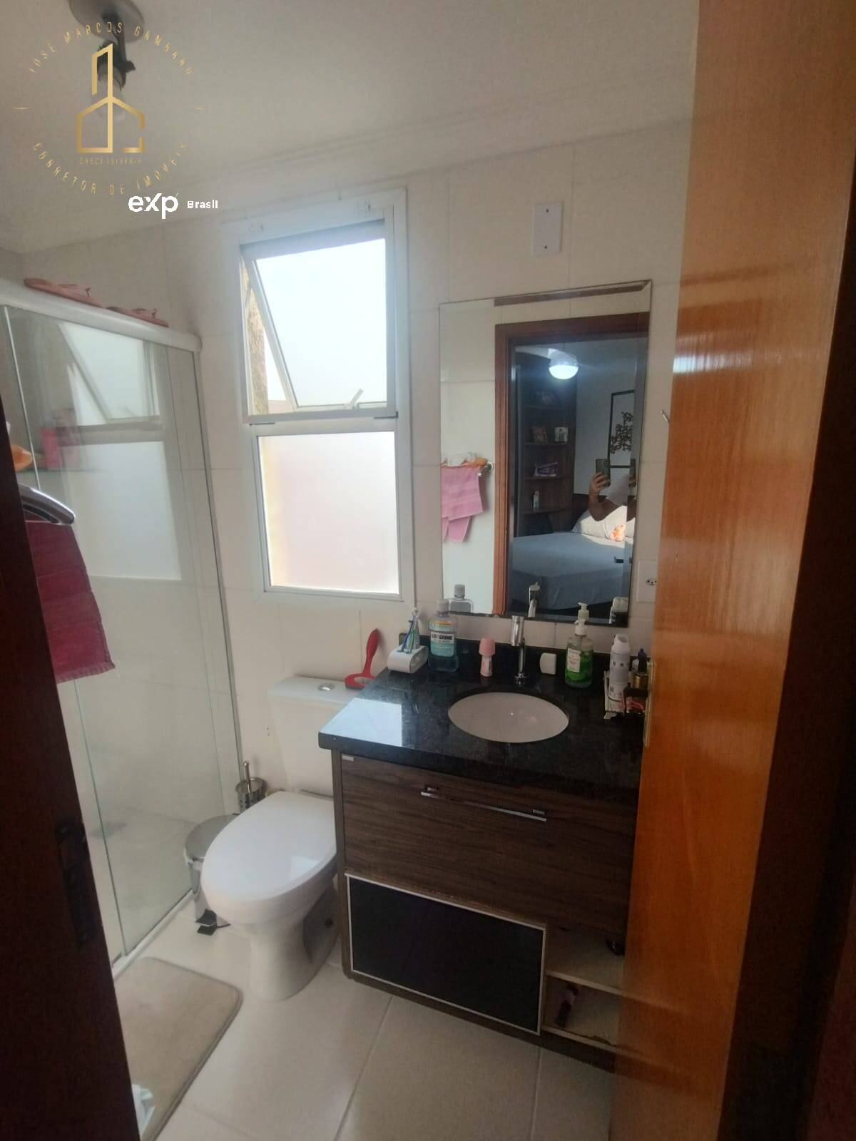 Apartamento à venda com 2 quartos, 64m² - Foto 4