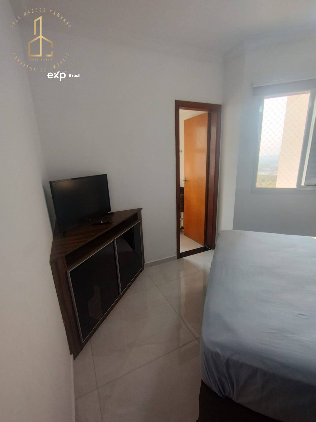 Apartamento à venda com 2 quartos, 64m² - Foto 14