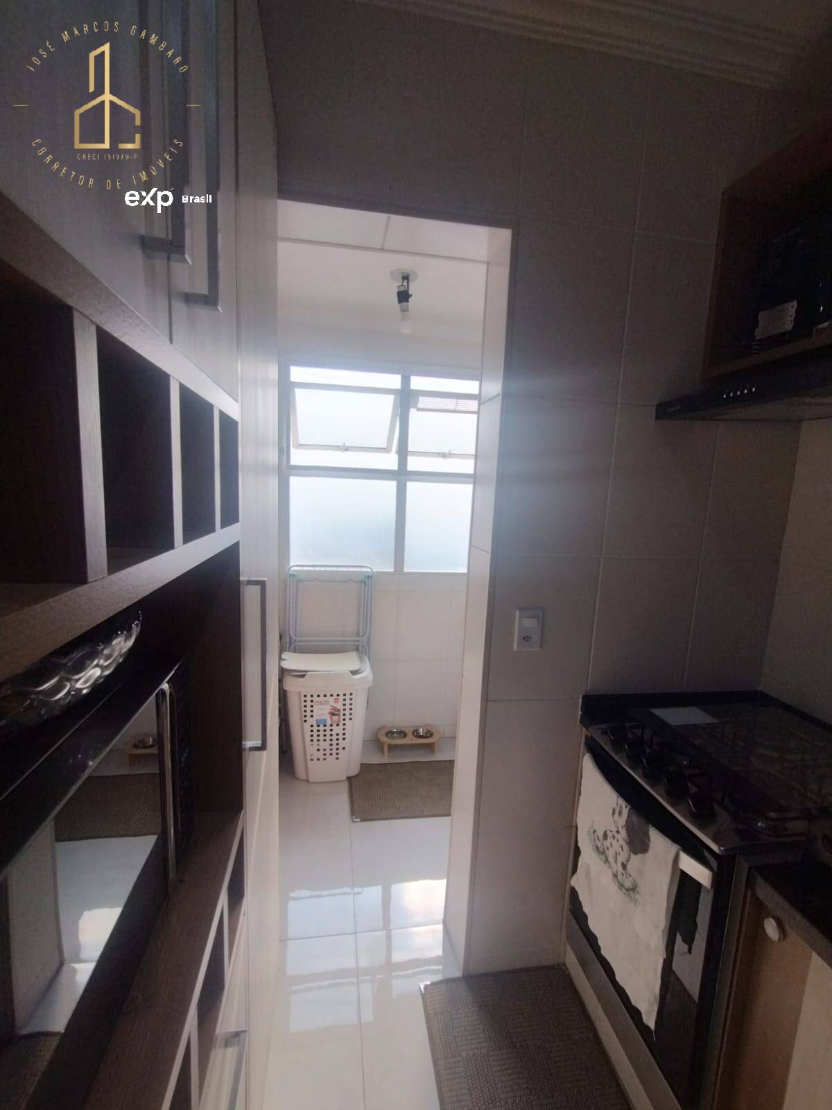 Apartamento à venda com 2 quartos, 64m² - Foto 19