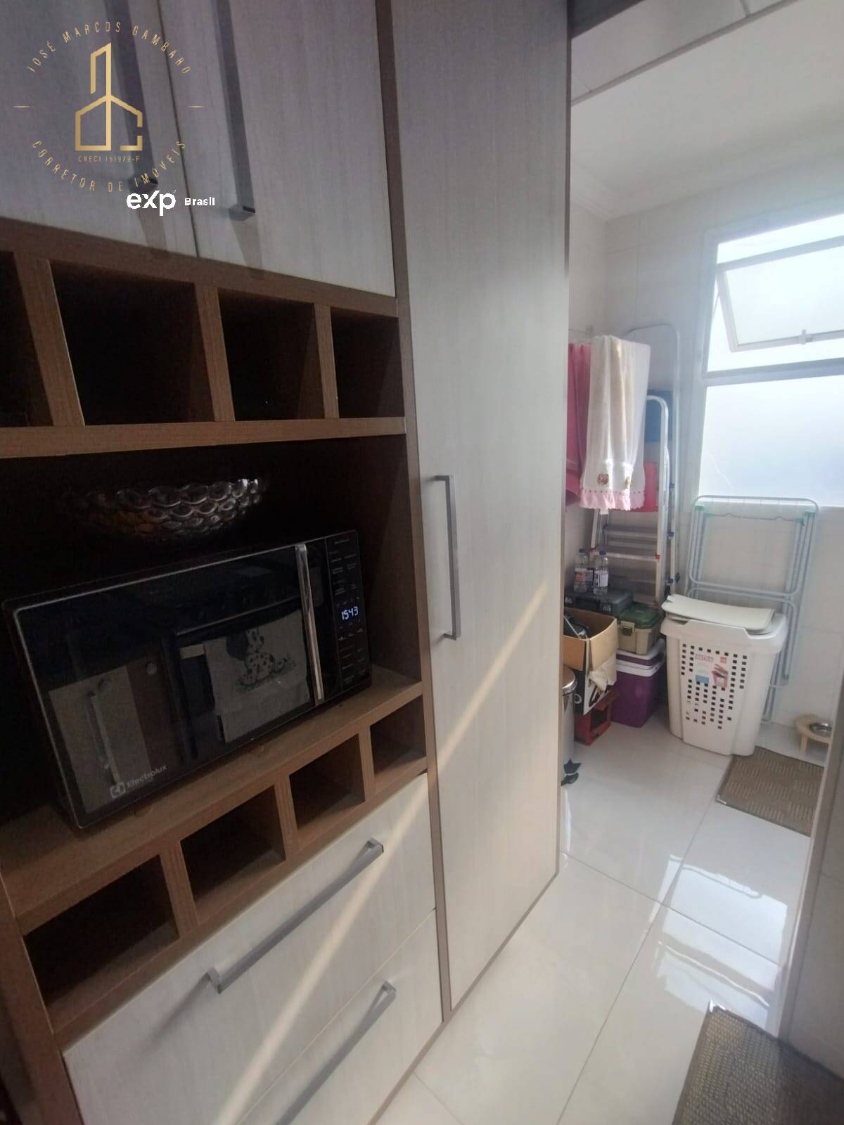 Apartamento à venda com 2 quartos, 64m² - Foto 21