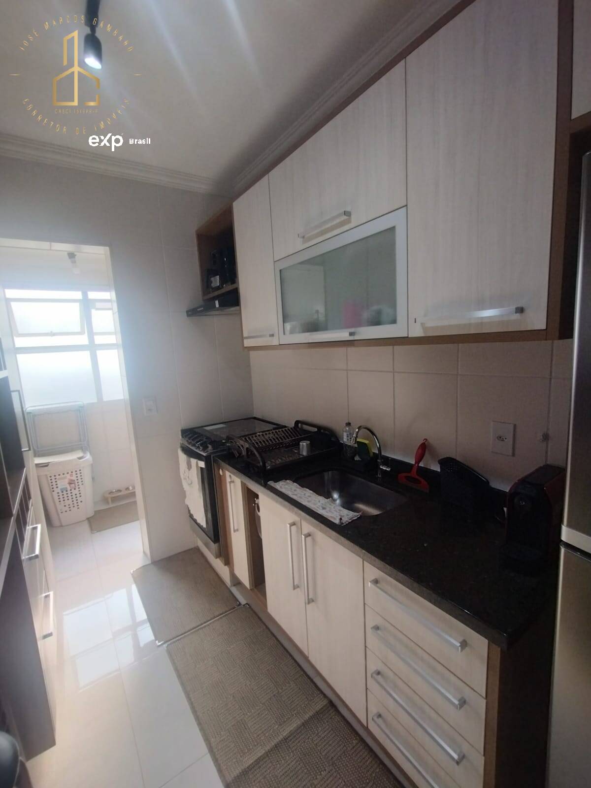 Apartamento à venda com 2 quartos, 64m² - Foto 24